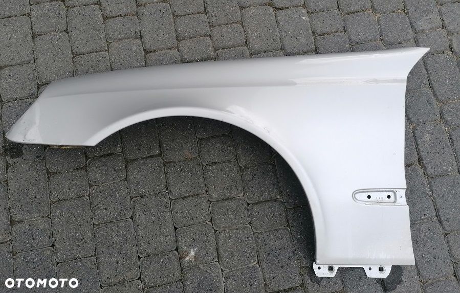 MERCEDES BENZ W211 BLOTNIK PRZEDNI LEWY ORYGINAŁ