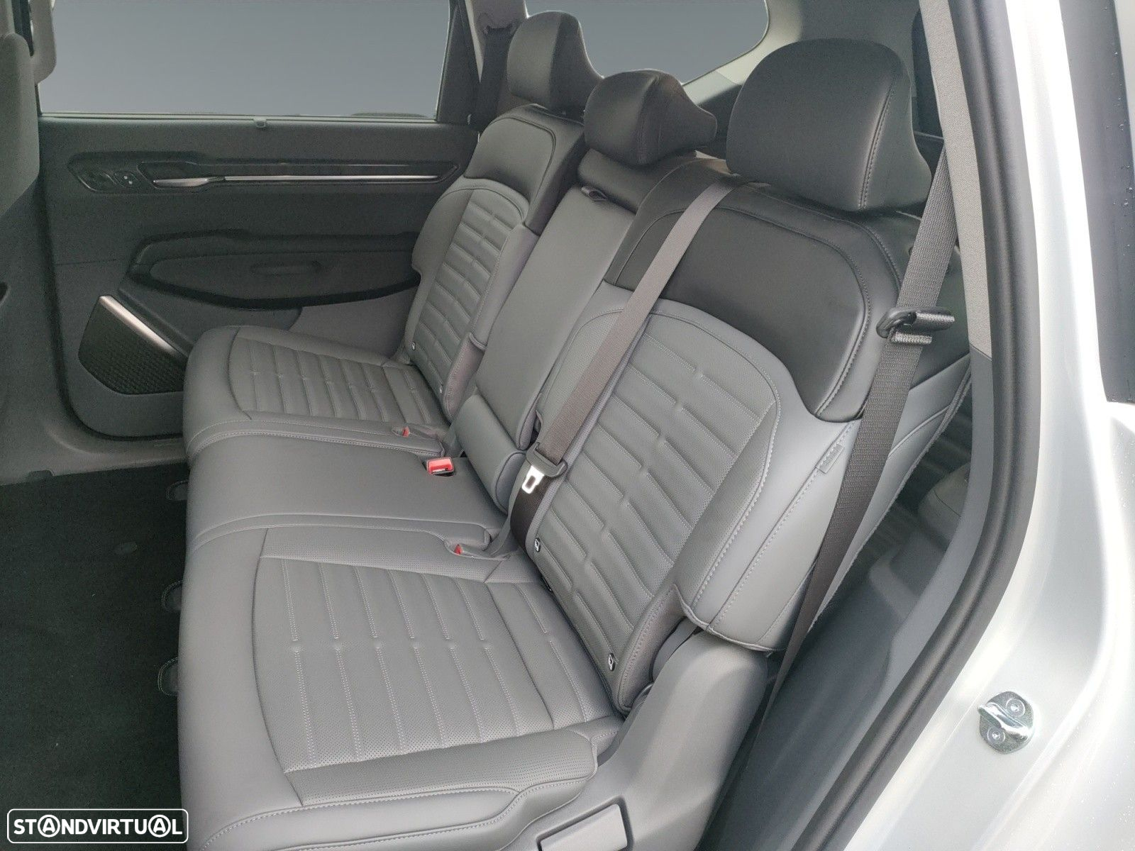 Kia EV9 98.8 kWh 1st Edition - 13