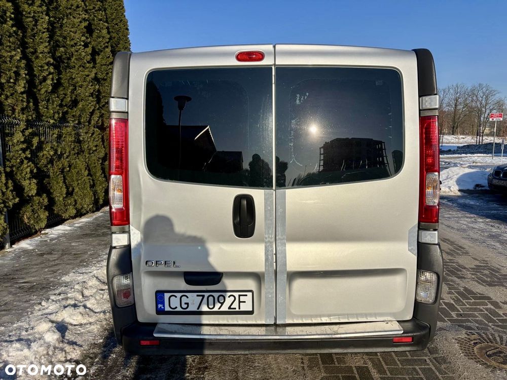 Opel Vivaro - 16
