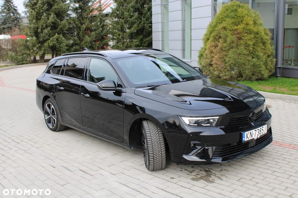 Opel Astra 1.2 Turbo Automatik GS - 4