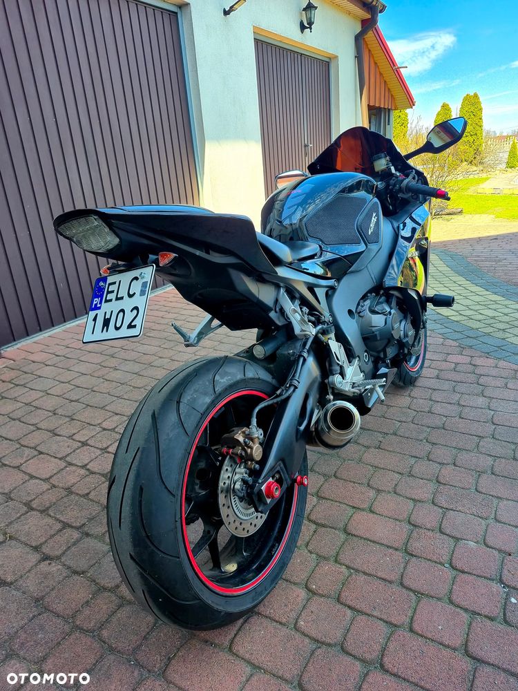 Honda CBR - 7