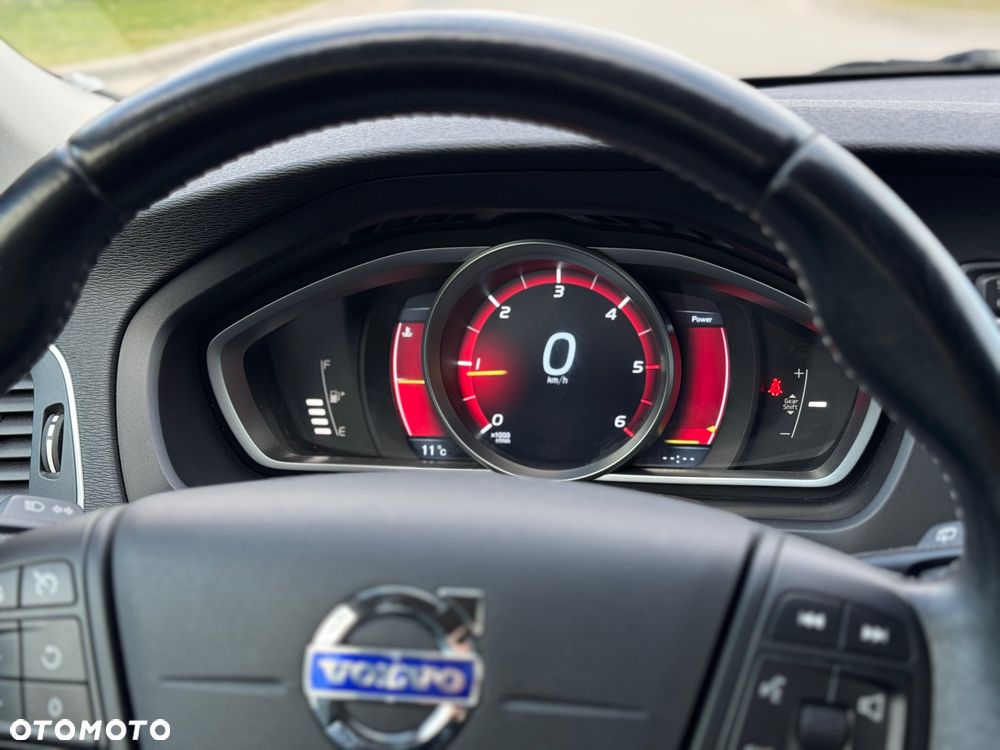 Volvo V40 D2 - 16