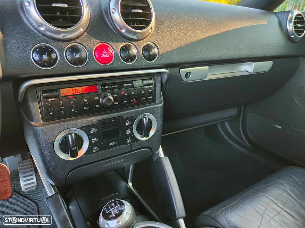 Audi TT Coupé 1.8 T - 9