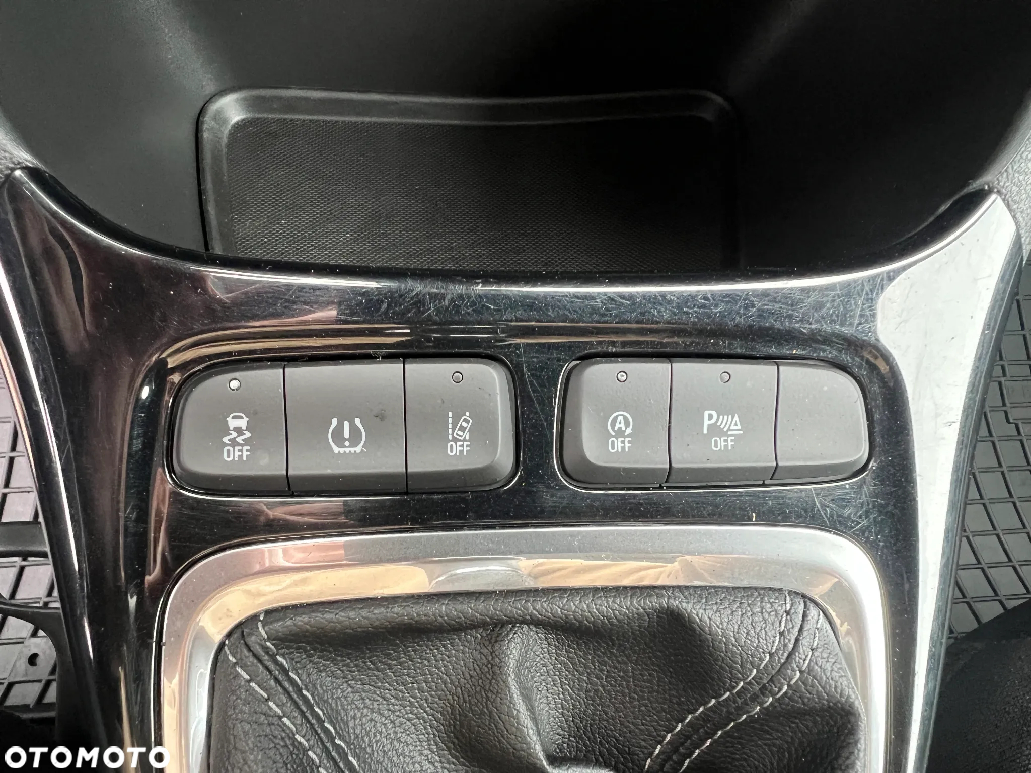 Opel Crossland X 1.2 Start/Stop Innovation - 26