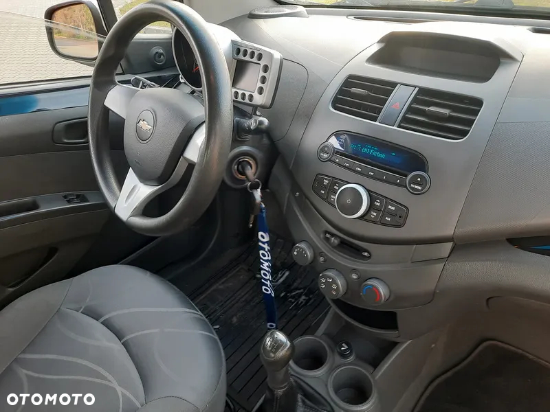 Chevrolet Spark - 5
