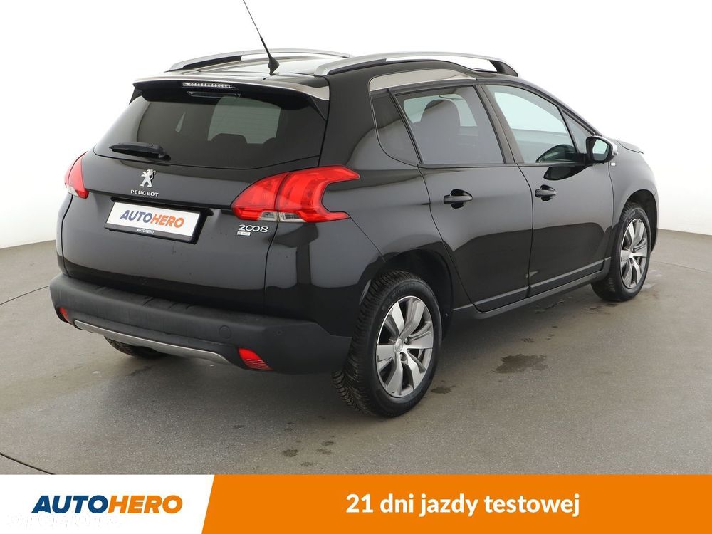 Peugeot 2008 1.6 e-HDi Style S&S - 6