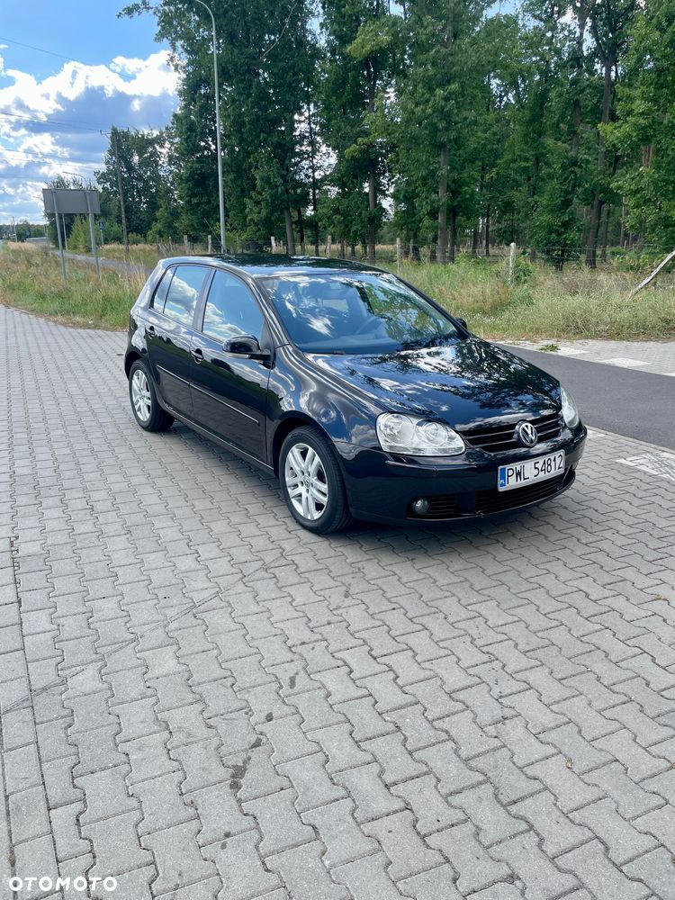 Volkswagen Golf V 1.9 TDI Comfortline DSG - 1