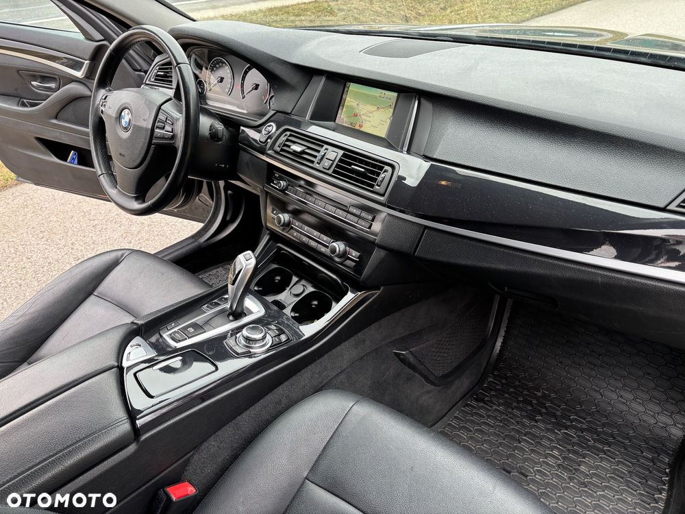 BMW Seria 5 520d - 11