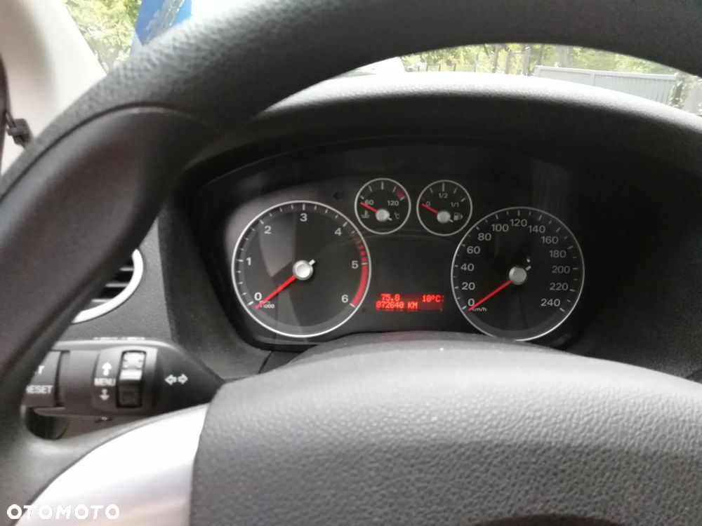 Ford Focus - 11