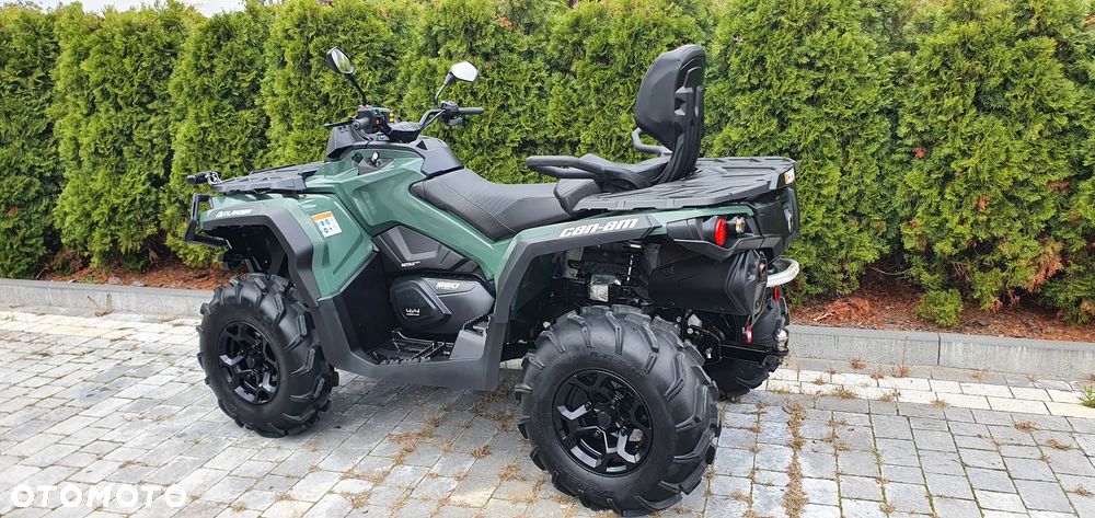 Can-Am Outlander Max - 3