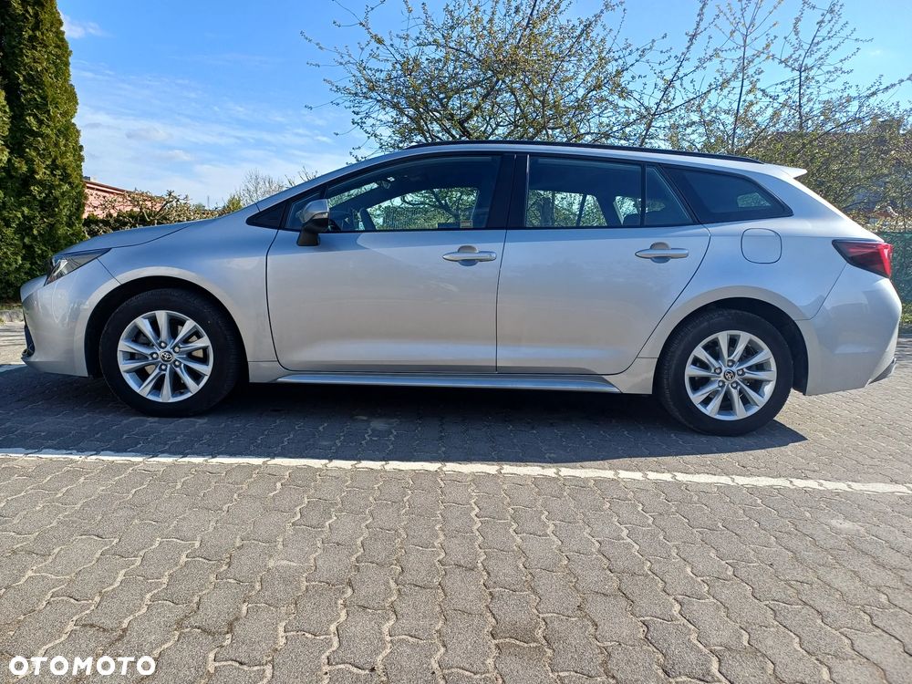 Toyota Corolla 2.0 Hybrid Comfort - 13