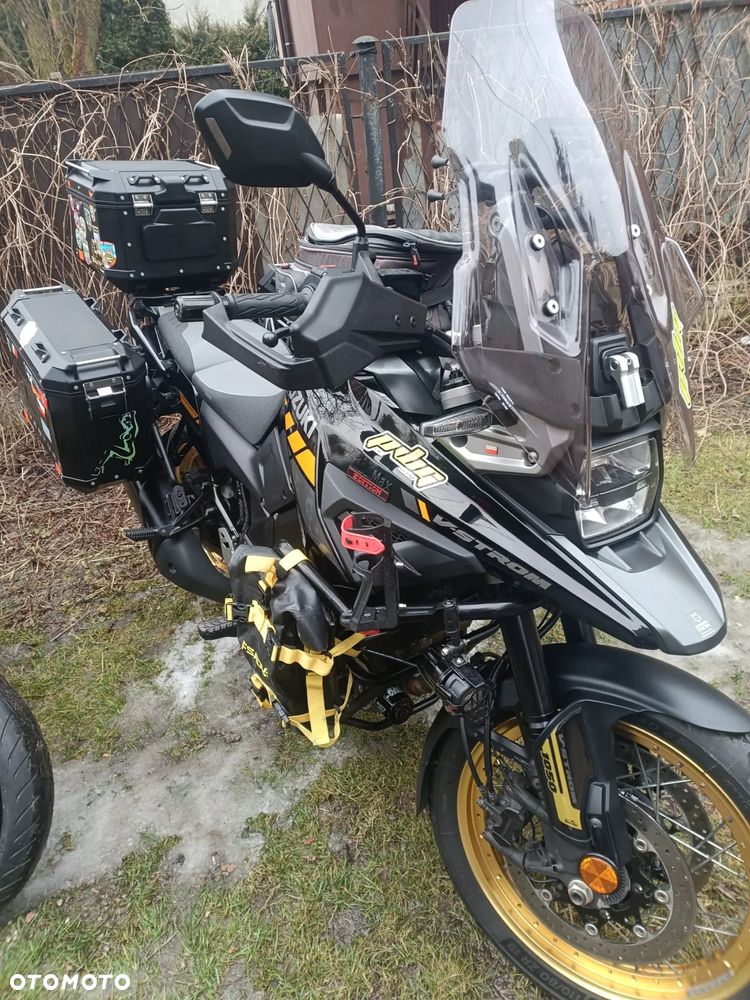 Suzuki V-STROM - 7