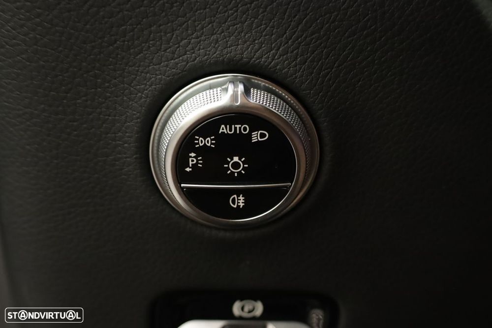 Mercedes-Benz GLC 300 de 4Matic - 18