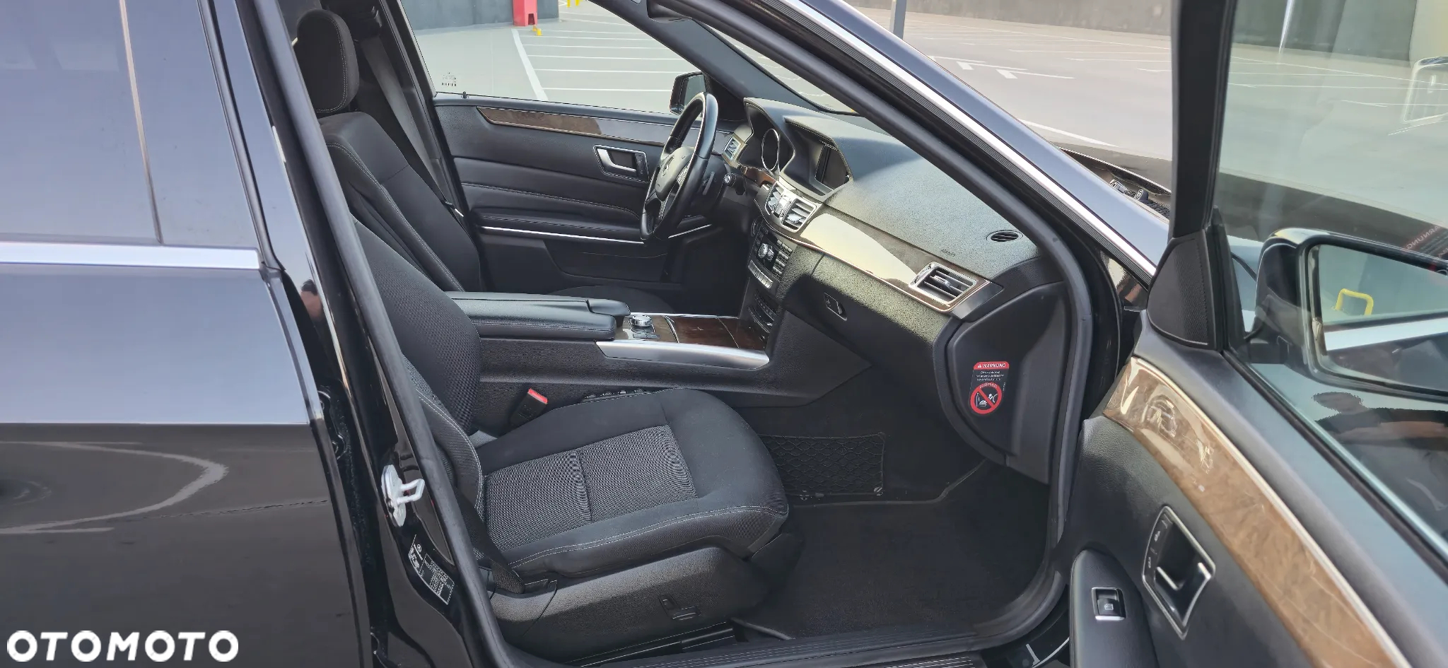 Mercedes-Benz Klasa E 300 BlueTEC 7G-TRONIC Elegance - 17