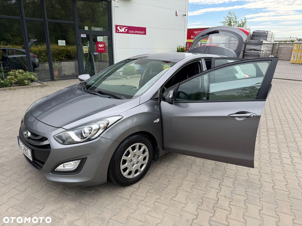 Hyundai i30 1.4 Classic + - 7