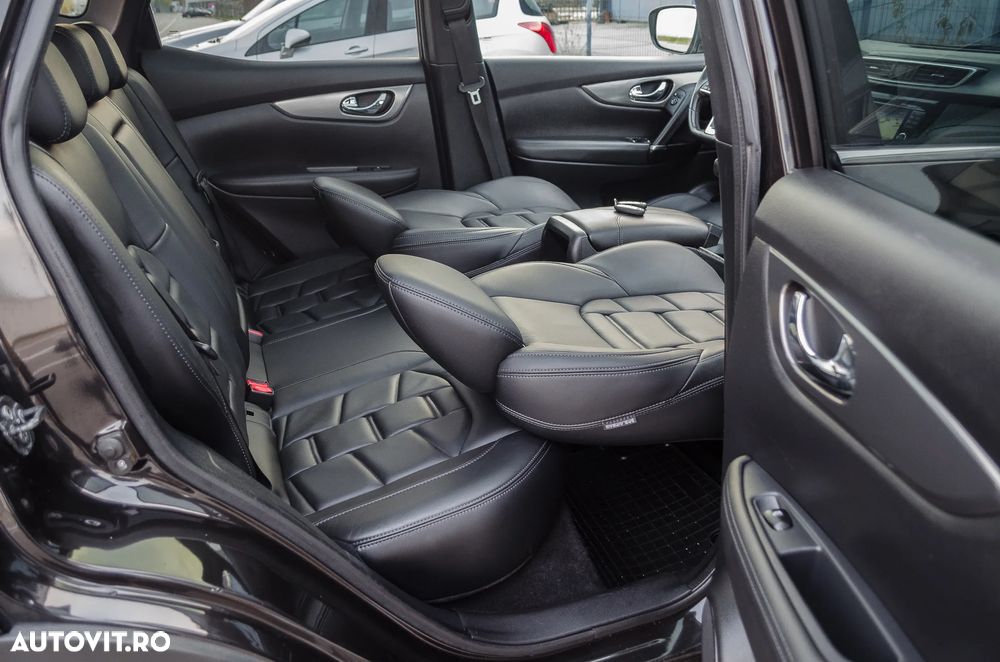 Nissan Qashqai 1.6 DCI Xtronic TEKNA+ - 12