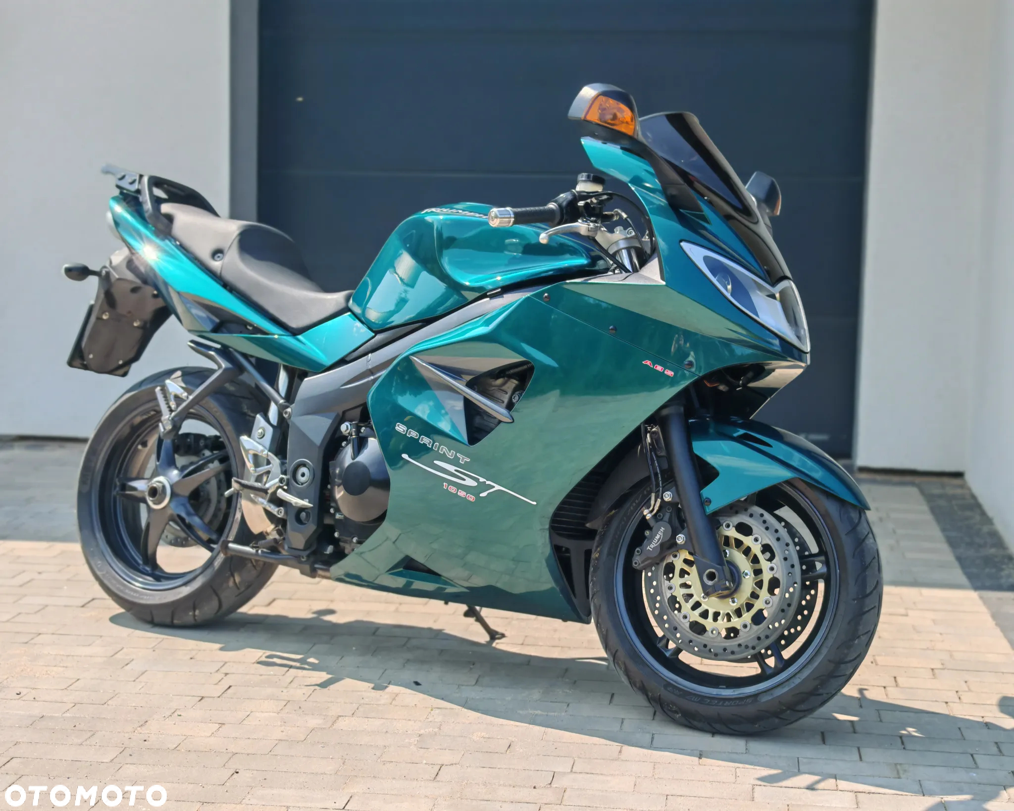 Triumph Sprint - 10