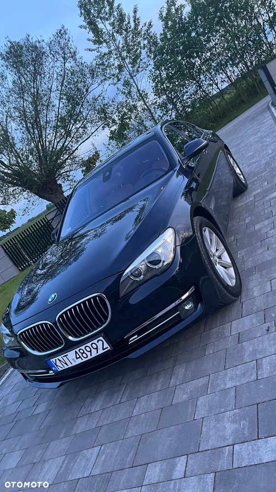 BMW Seria 7 740d xDrive - 3