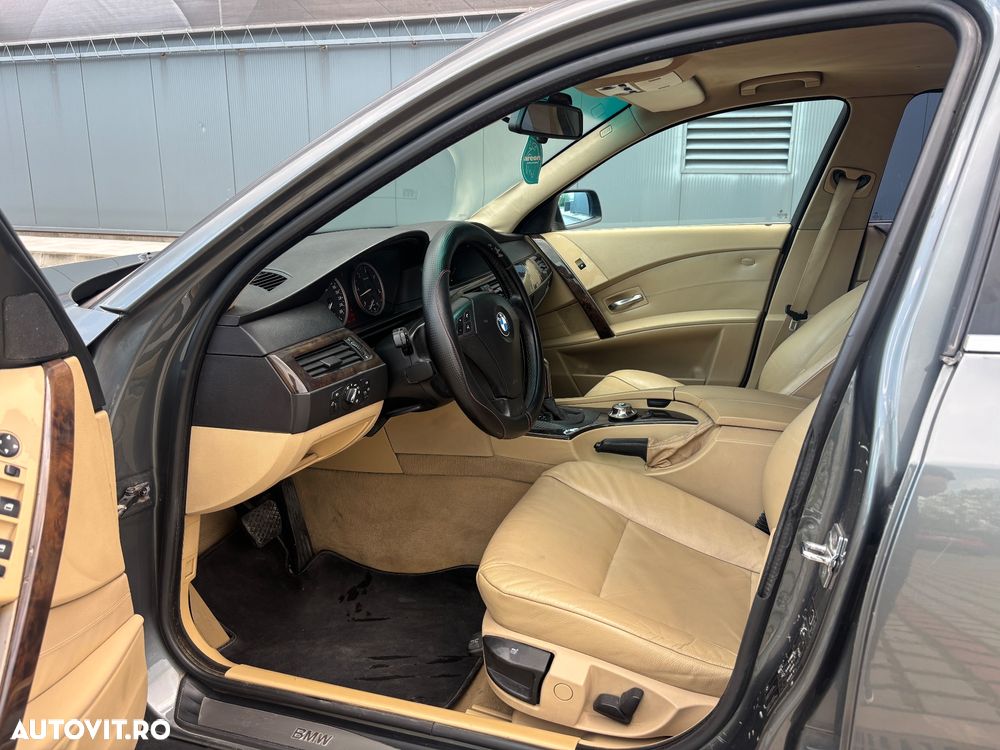 BMW Seria 5 525d Aut. - 4