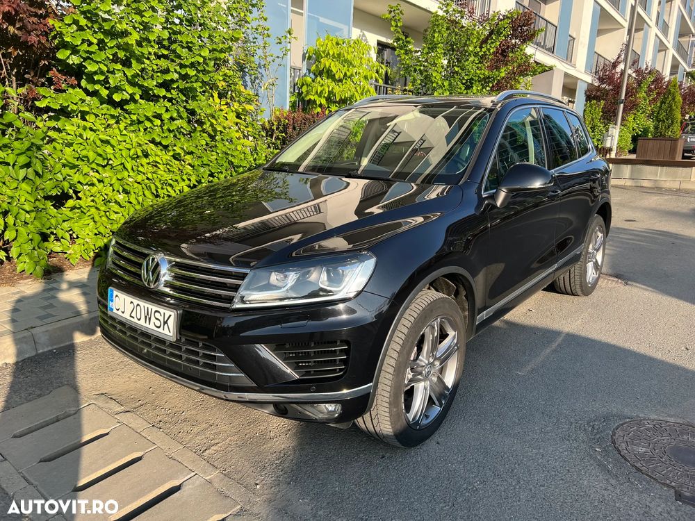 Volkswagen Touareg - 1