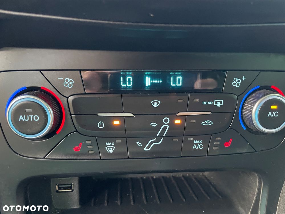 Ford Focus 1.5 EcoBlue STart-Stopp-System VIGNALE - 4
