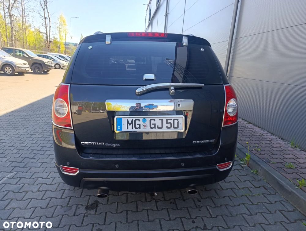 Chevrolet Captiva 2.4 2WD 7 Sitzer LS Family Edition - 25