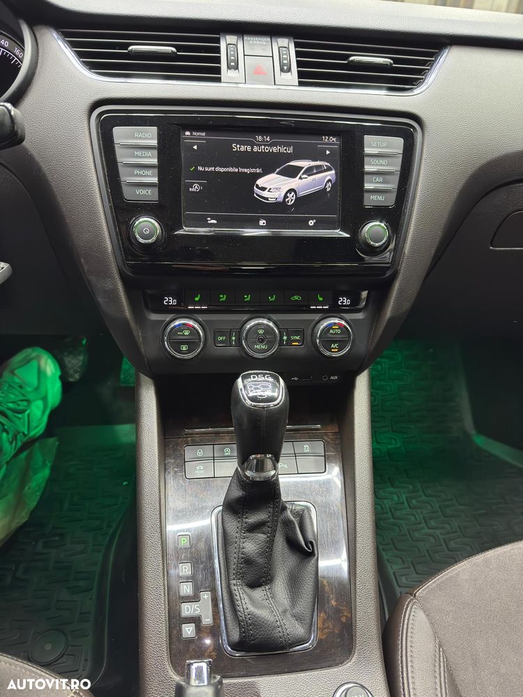 Skoda Octavia Combi Diesel 2.0 TDI 4X4 DSG Laurin&Klement - 16