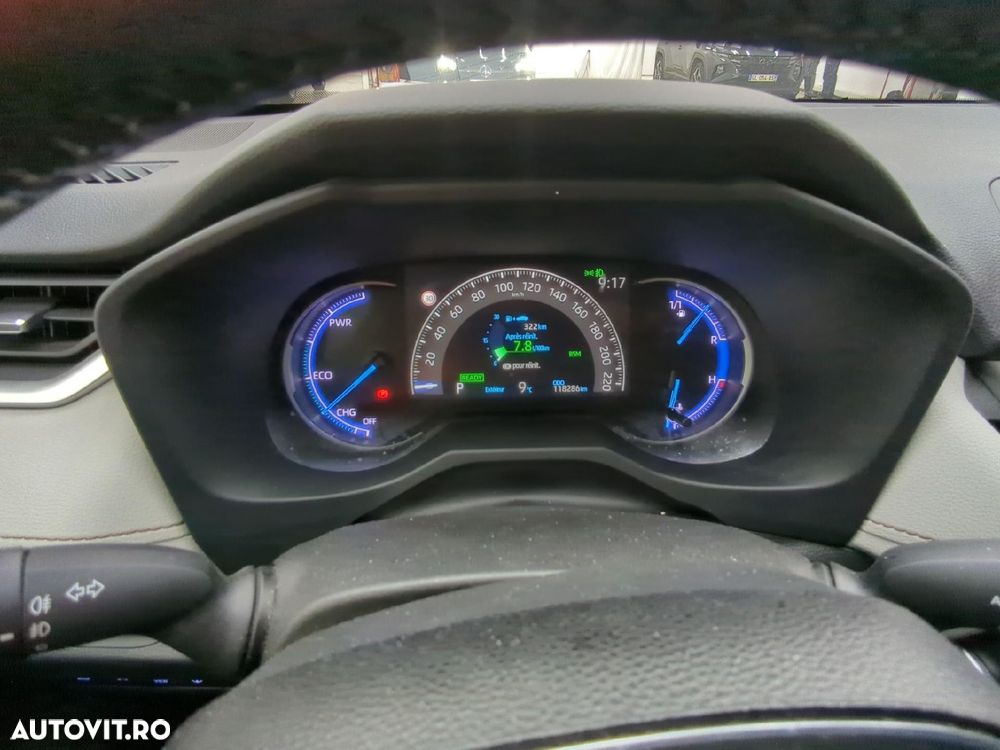 Toyota RAV4 2.5 4x4 Lounge - 9