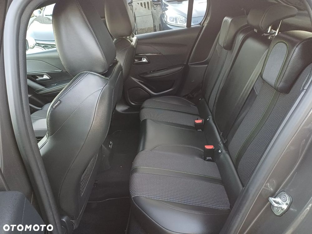 Peugeot 208 PureTech 100 GT - 14