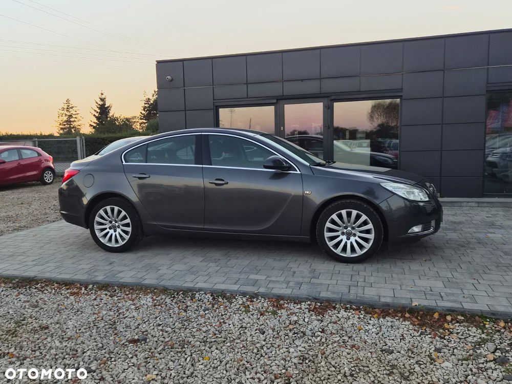 Opel Insignia 1.8 - 4
