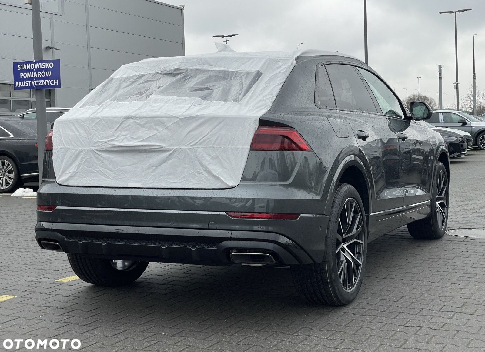 Audi Q8 - 8