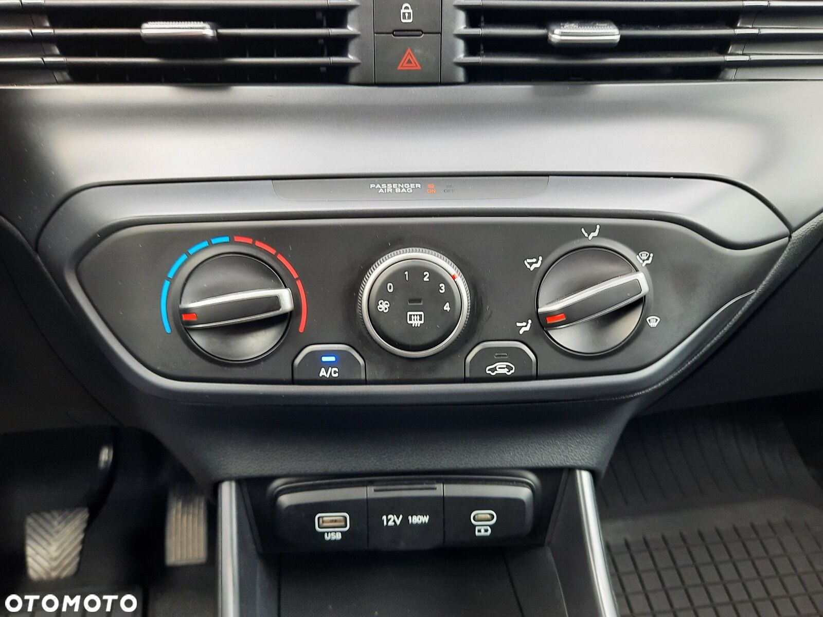 Hyundai i20 1.2 Modern - 21