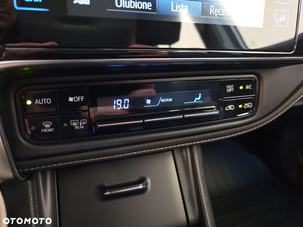 Toyota Auris - 24