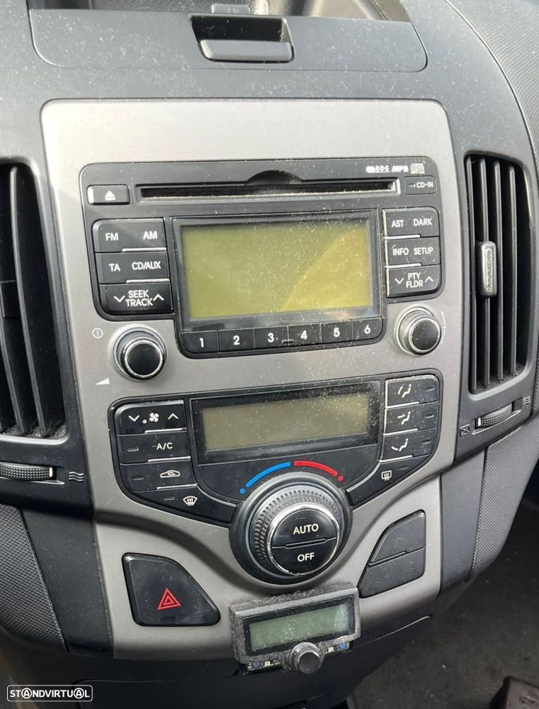 TELA/ECRÃ MULTIFUNÇÕES HYUNDAI I30 FD - 1