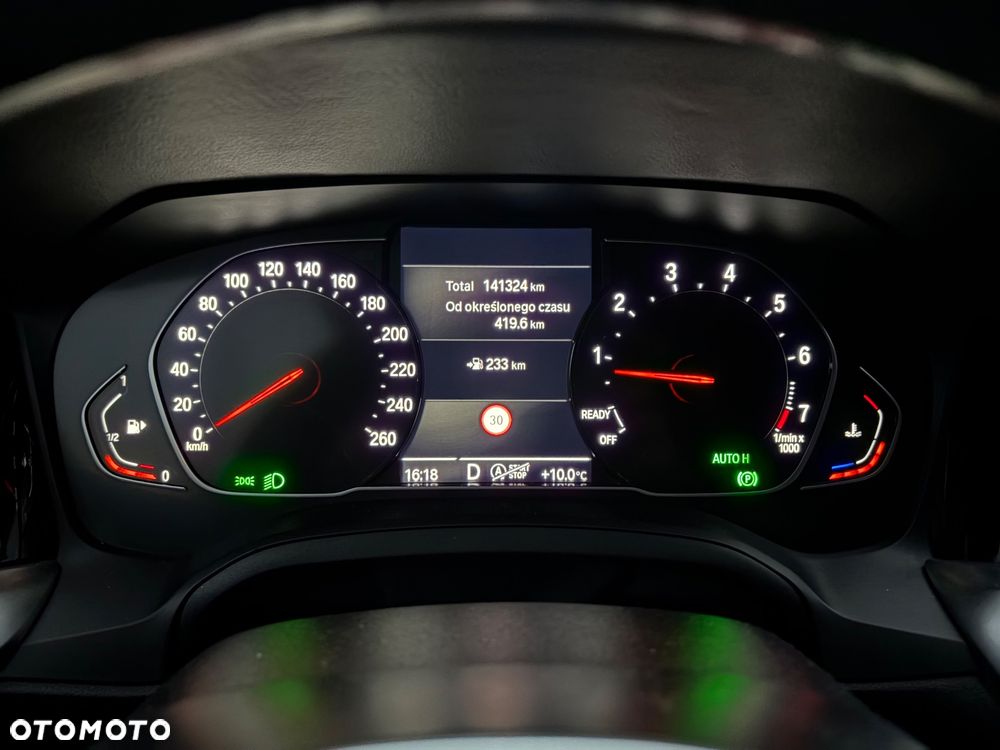 BMW Seria 3 - 26