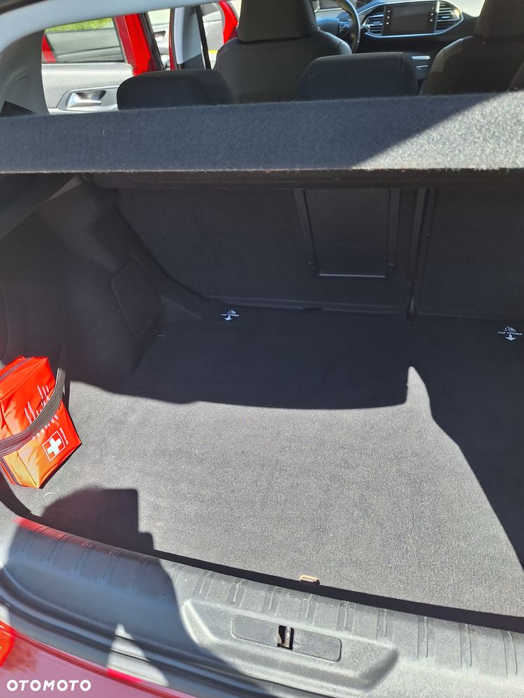 Peugeot 308 BlueHDi 130 EAT6 Stop & Start Allure - 19