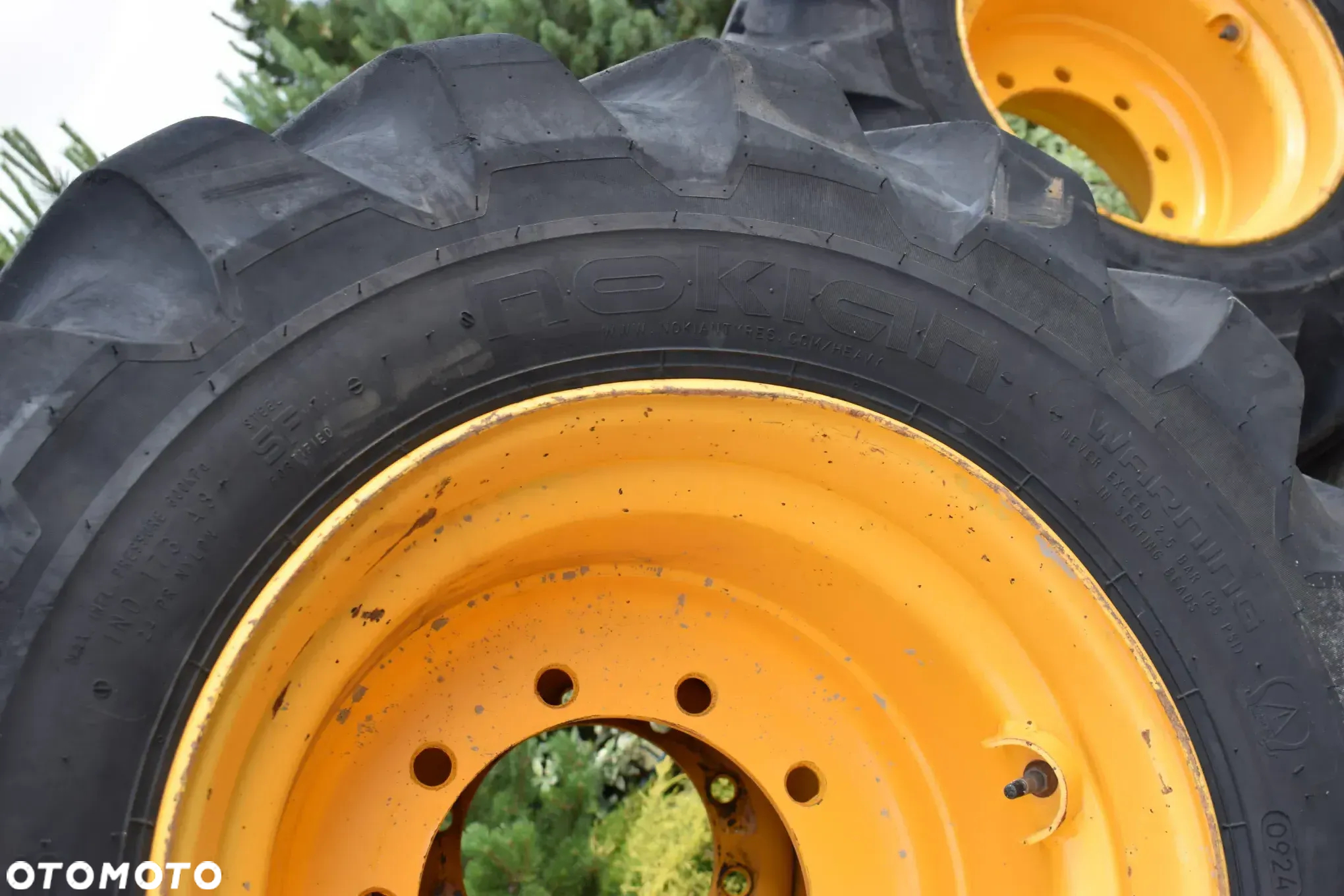 Koła R22.5 Nokian 600/50- 22.5 do koparki opony balony 24 płótna - 29