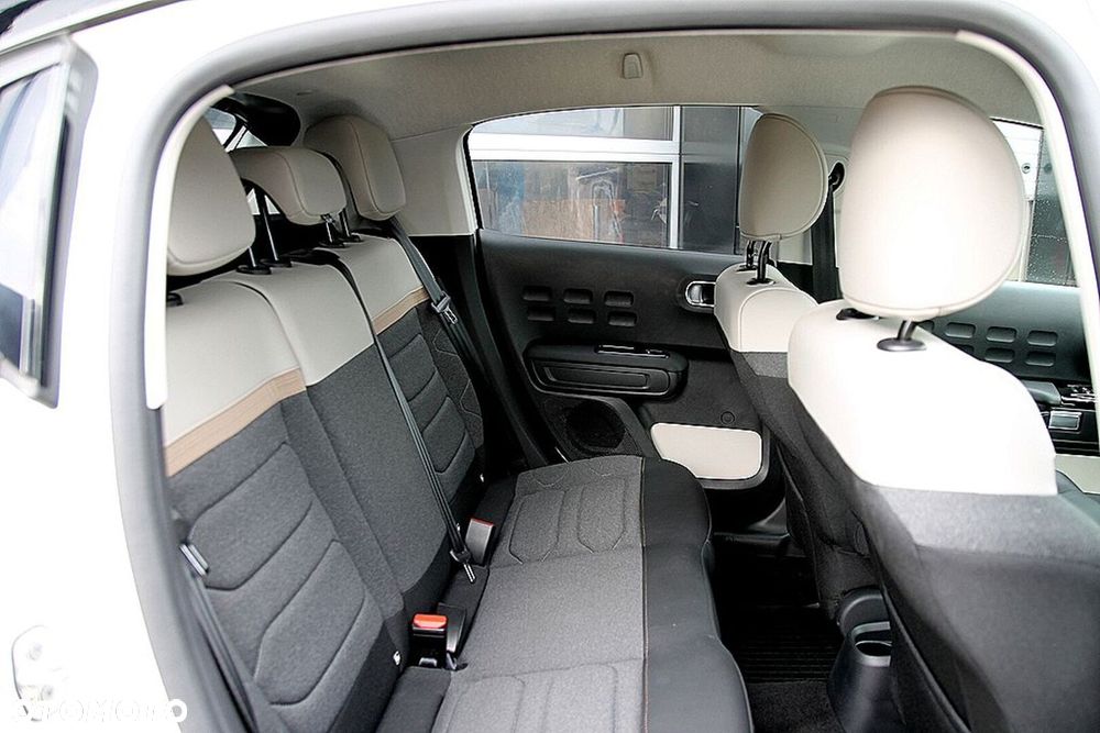 Citroën C3 1.2 PureTech Max - 25