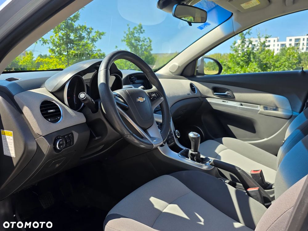 Chevrolet Cruze 2.0 VDCi LS - 11