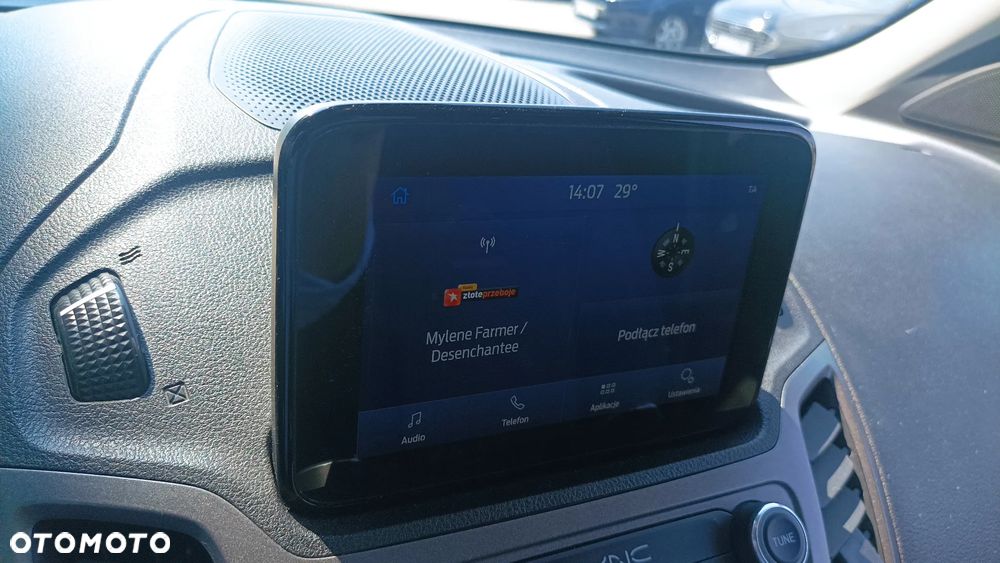 Ford Transit Connect - 17