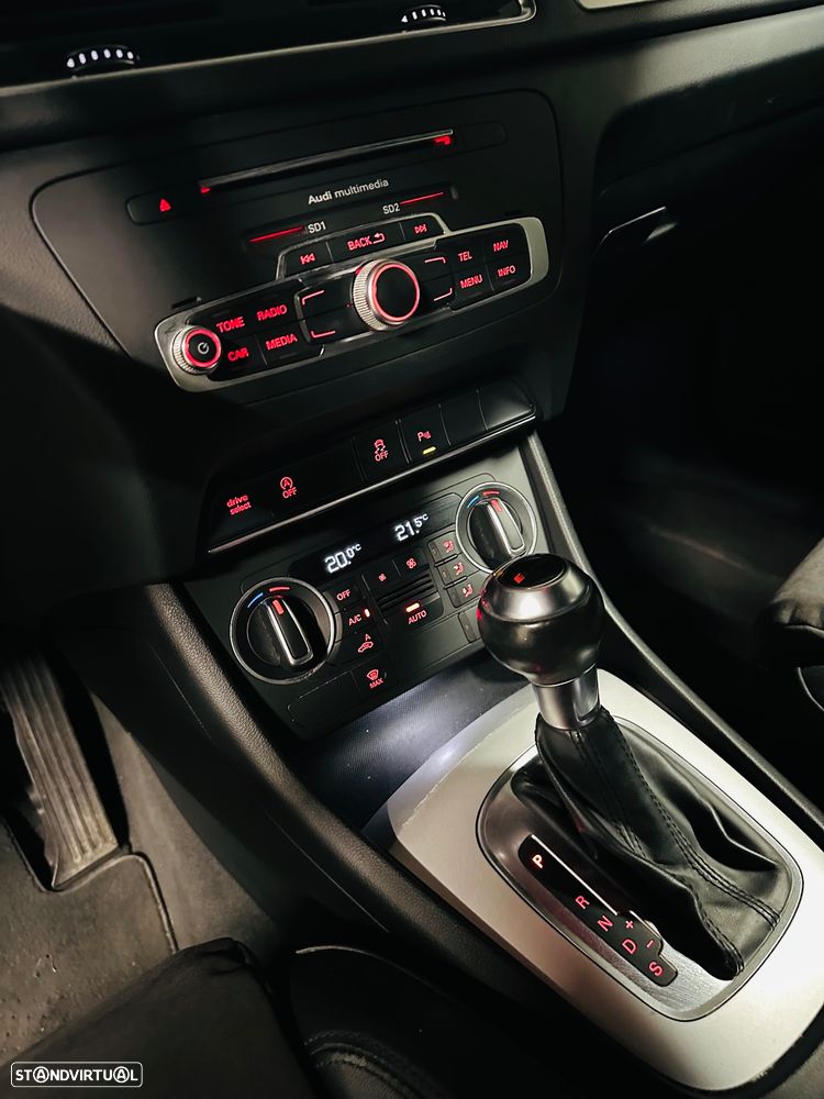 Audi Q3 2.0 TDI Sport S tronic - 16