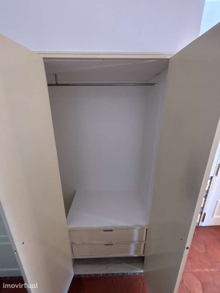 Arrenda-se apartamento T2 na Rua Cidade de Santa Clara da Califórnia - Grande imagem: 3/31