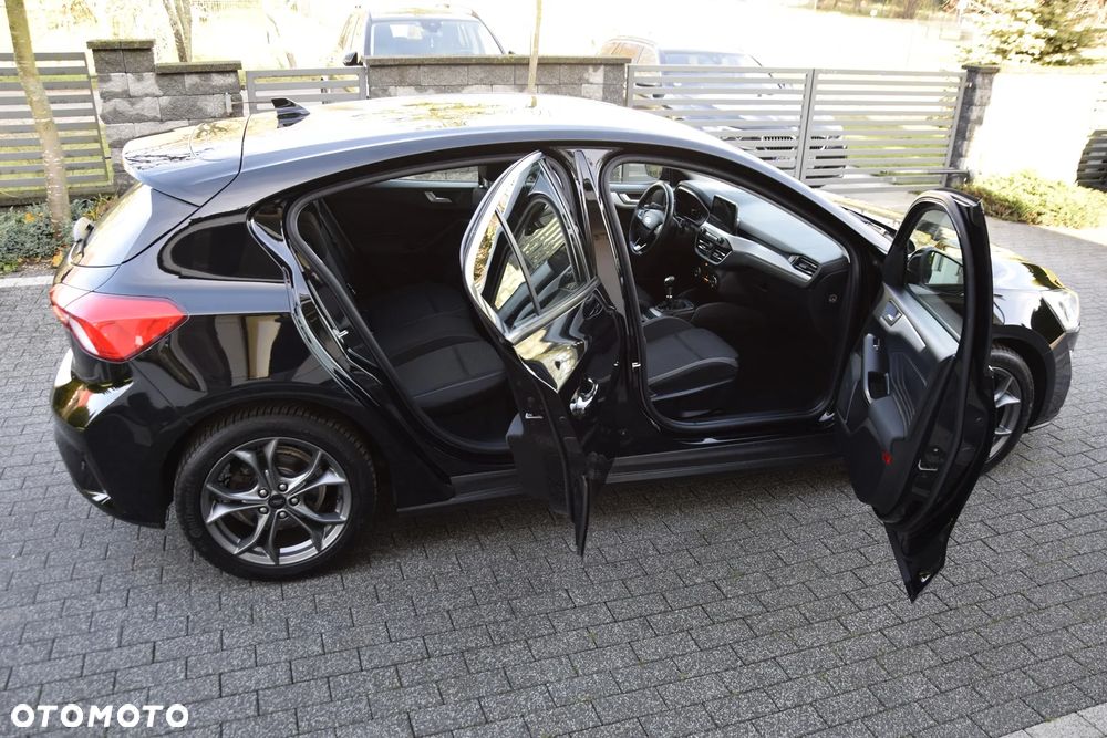 Ford Focus 1.0 EcoBoost Start-Stopp-System TITANIUM DESIGN - 14