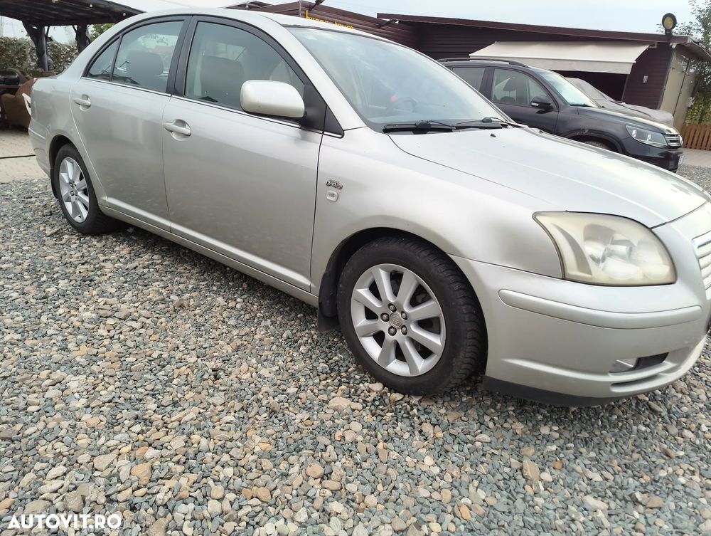 Toyota Avensis 2.0 D4D Sdn. Terra - 3