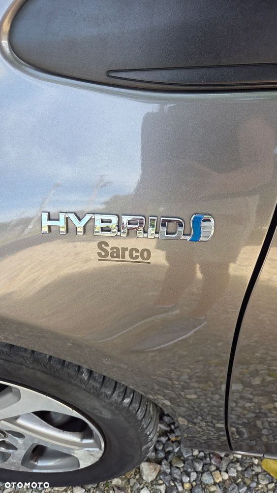 Toyota Yaris Hybrid 100 Dynamic - 23