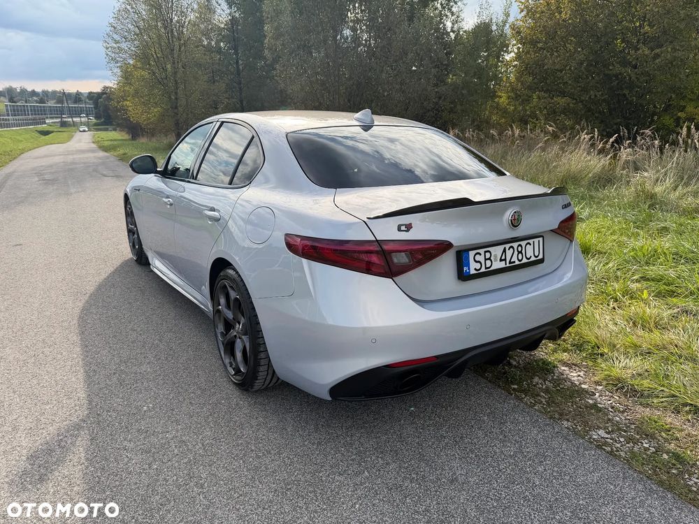 Alfa Romeo Giulia 2.2 D Turbo Veloce TI Q4 - 4