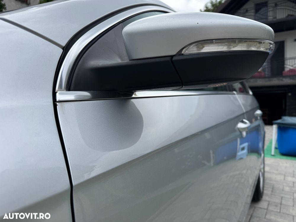 Volkswagen Passat - 19