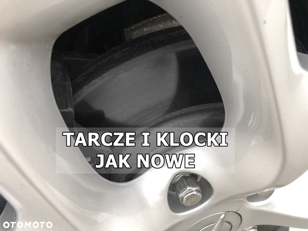 Chrysler Pacifica - 37