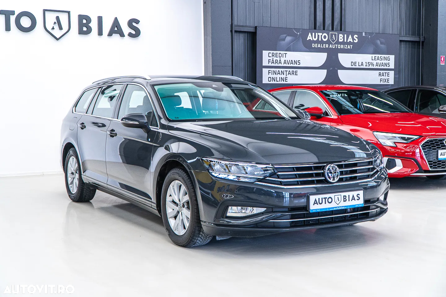 Volkswagen Passat 1.6 TDI DSG Comfortline - 4