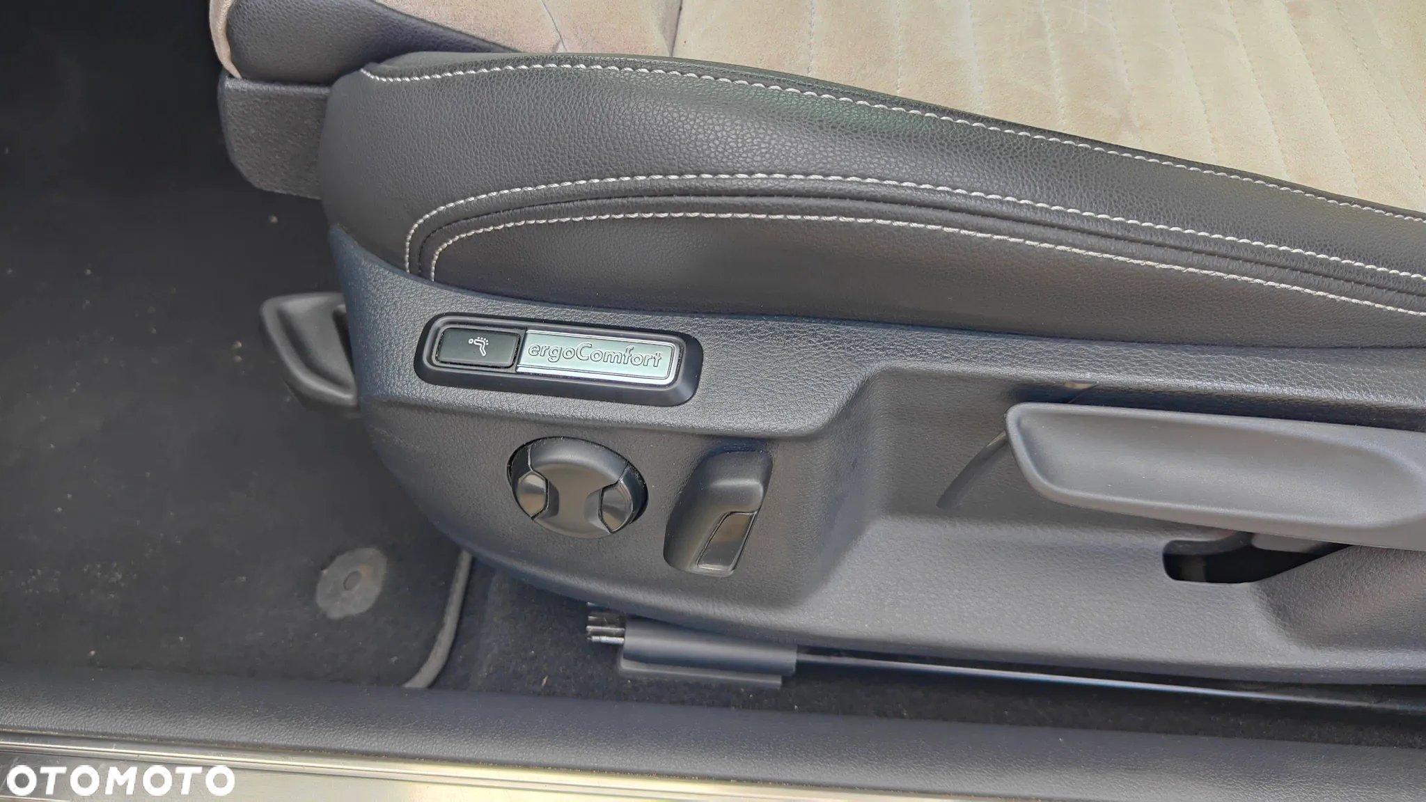 Volkswagen Passat - 6